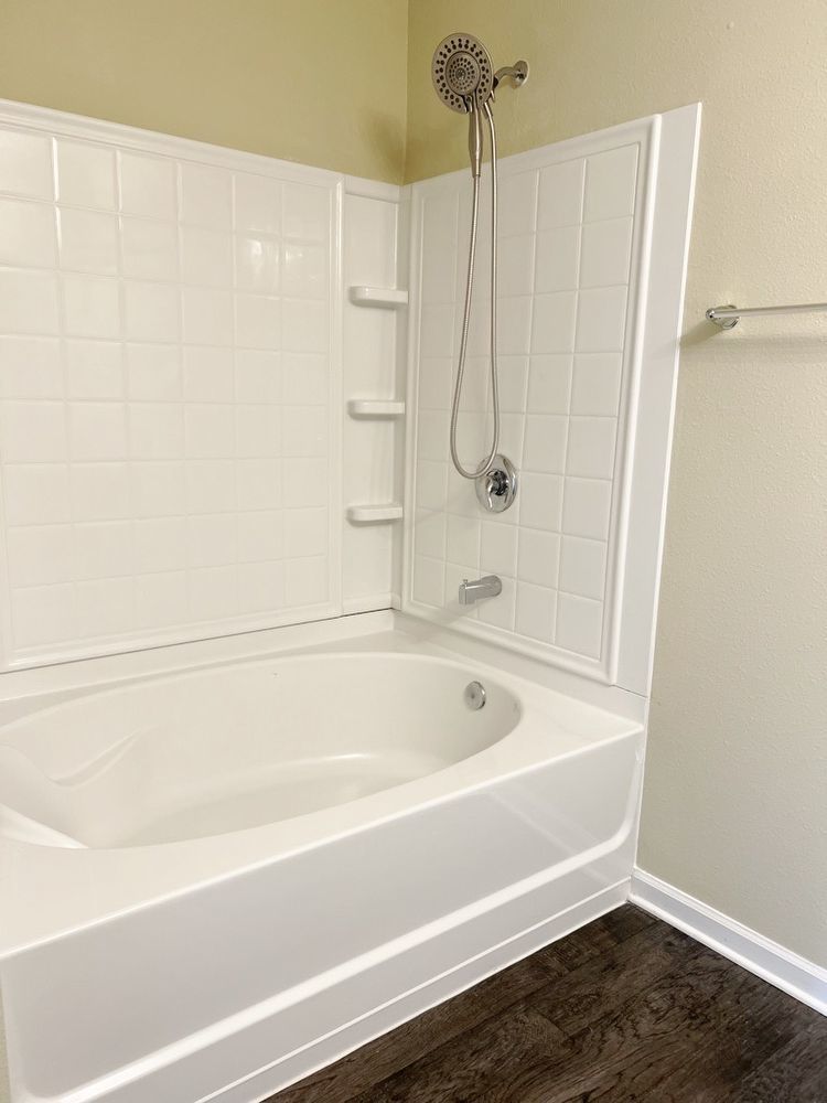 Like New 3/2 Northside home property image