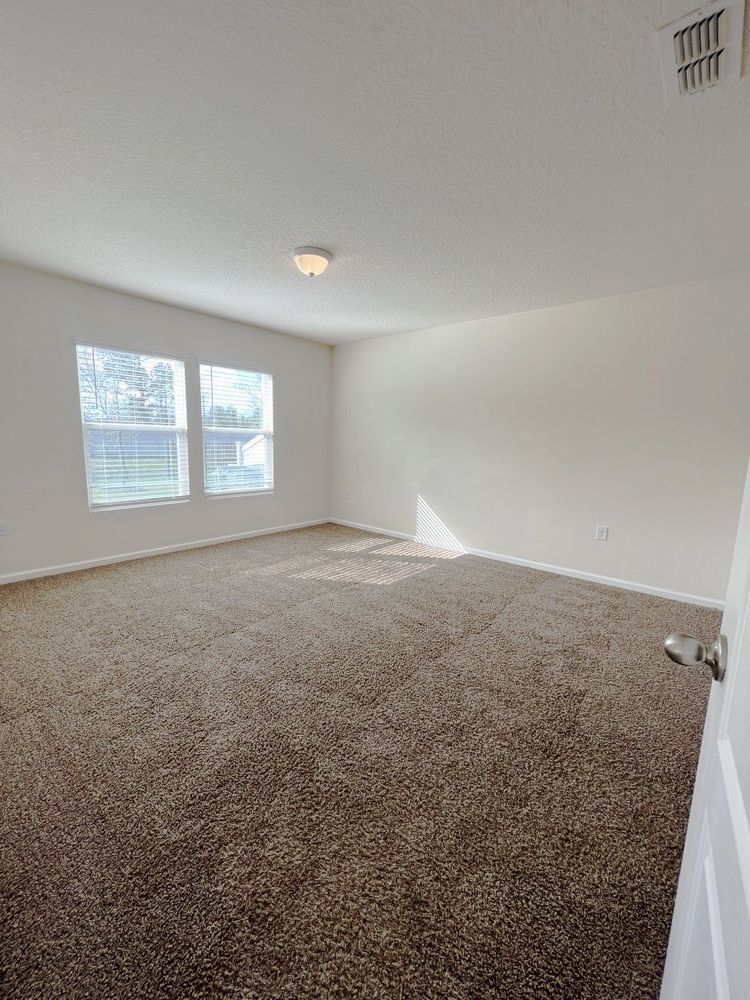 Like New 3/2 Northside home property image