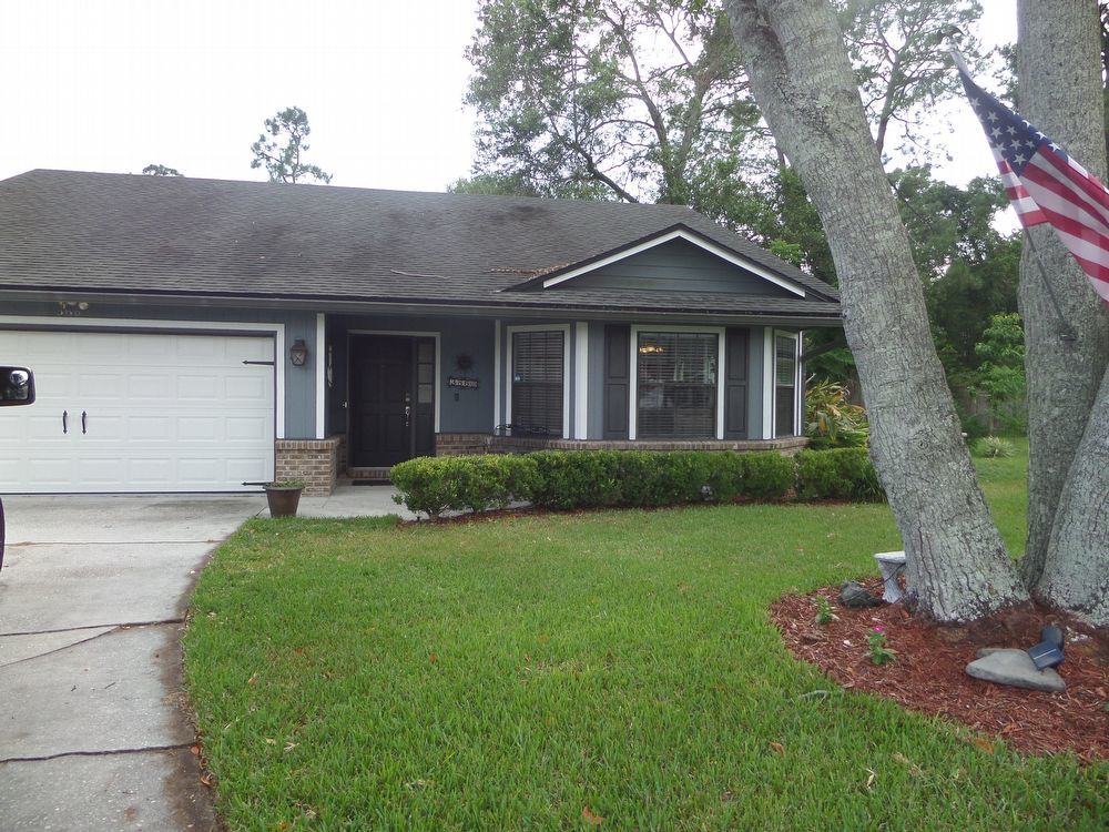 3/2 conveniently located close to the beach &  NS Mayport! property image