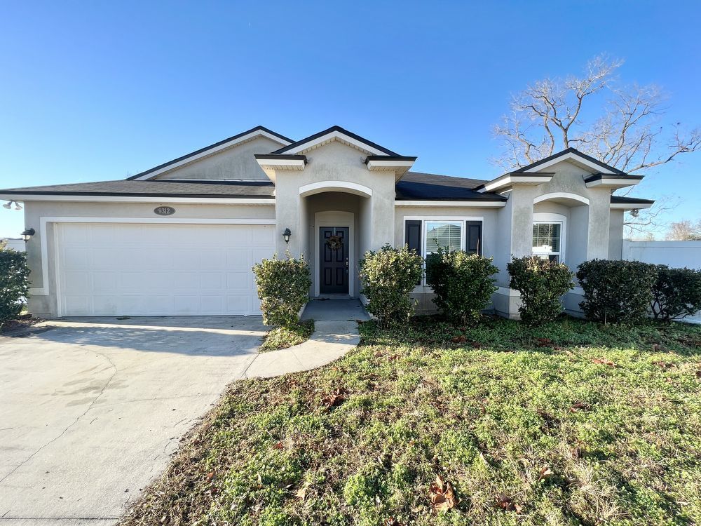 Spacious four bedroom home property image