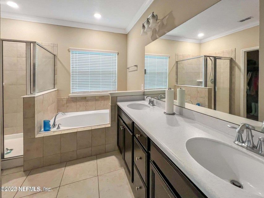 Large 4 bedrooms in Yellow Bluff Estates with bonus room property image