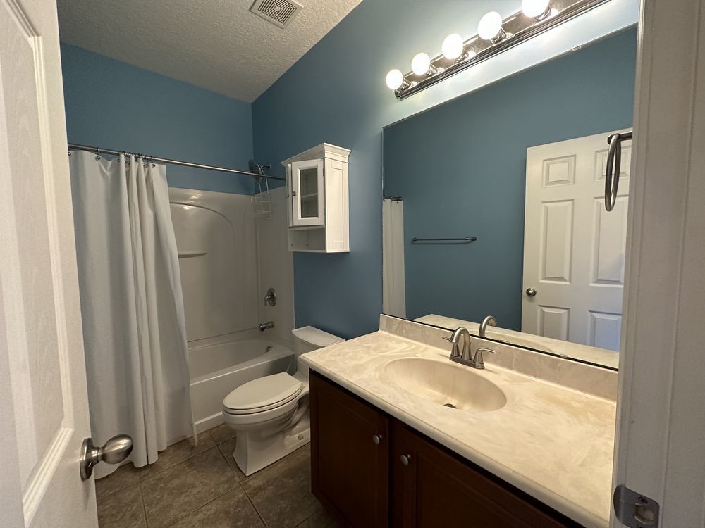 Adorable Home in Desireable Location!! property image