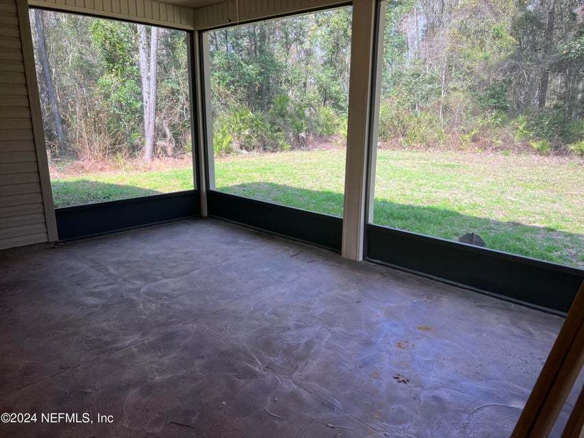 Large 3 bedroom with separate office space property image