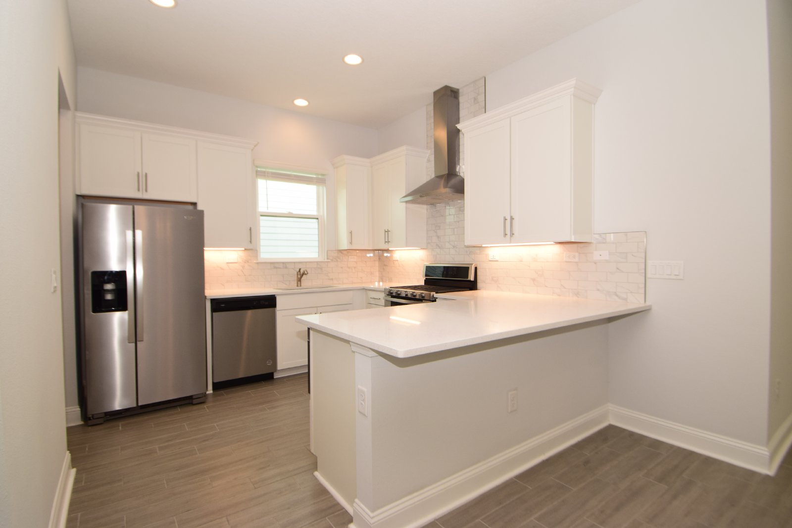 Available May 5th - 4 bedrooms 2.5 bathrooms with 2 car garage at BEACHWALK property image