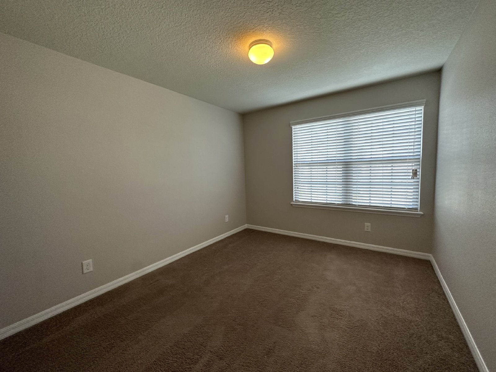 Lovely Bartram Townhome with 2 Car Garage property image