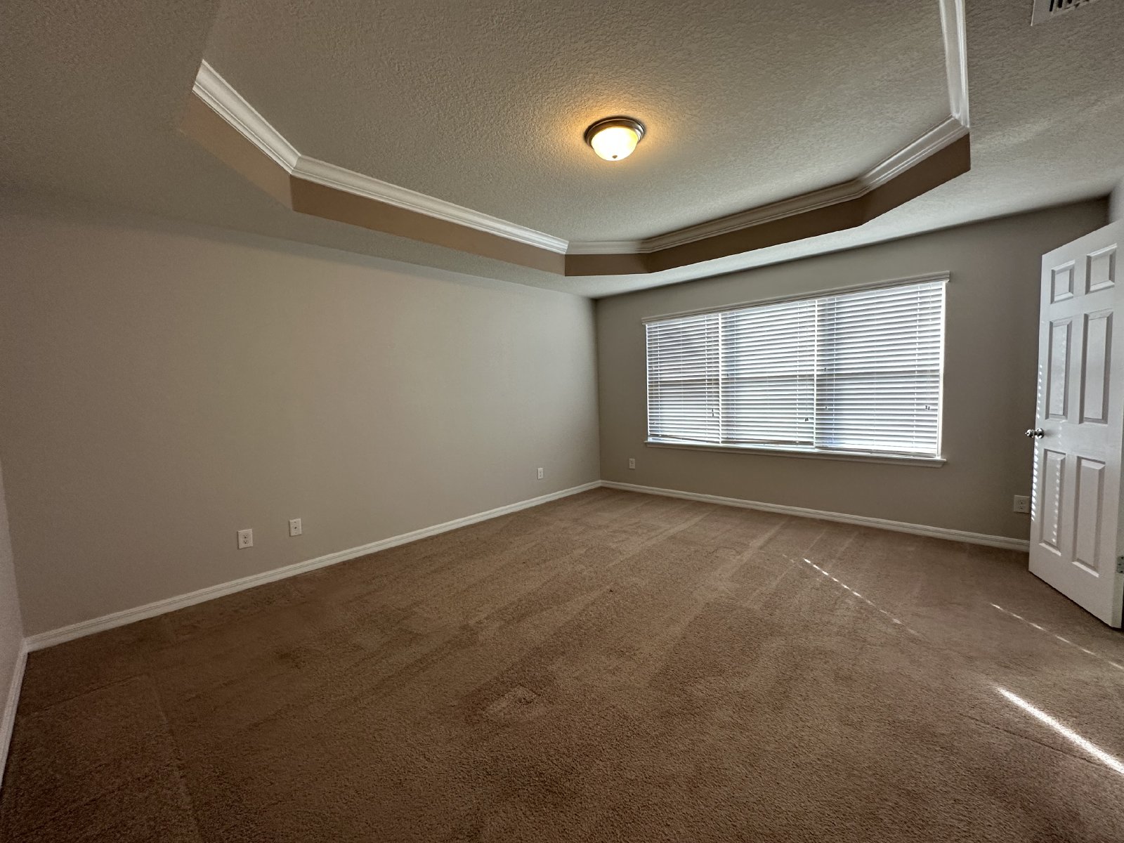 Lovely Bartram Townhome with 2 Car Garage property image
