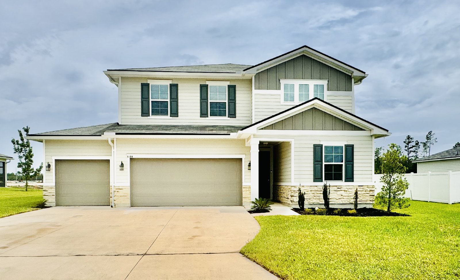 Large 4-bed 3-bath home in Greene Meadows property image
