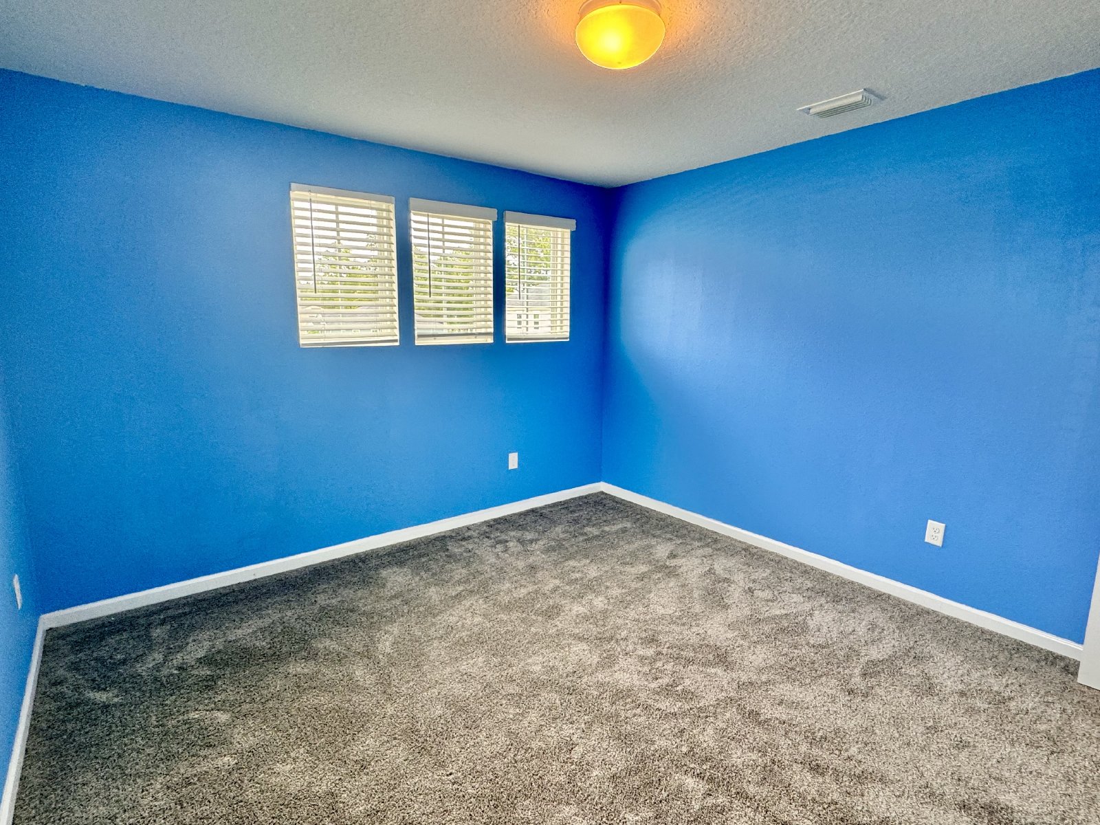 Large 4-bed 3-bath home in Greene Meadows property image