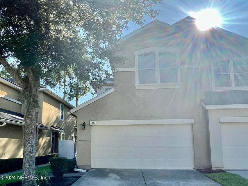 Large townhome in great location property image