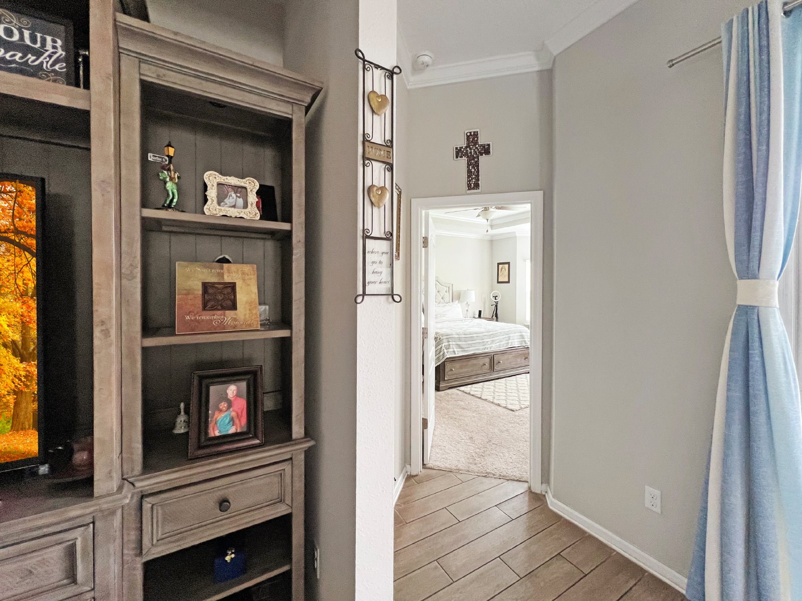Beautiful 5 Bedroom 4 full Bath home Fenced yard - Gated Community property image