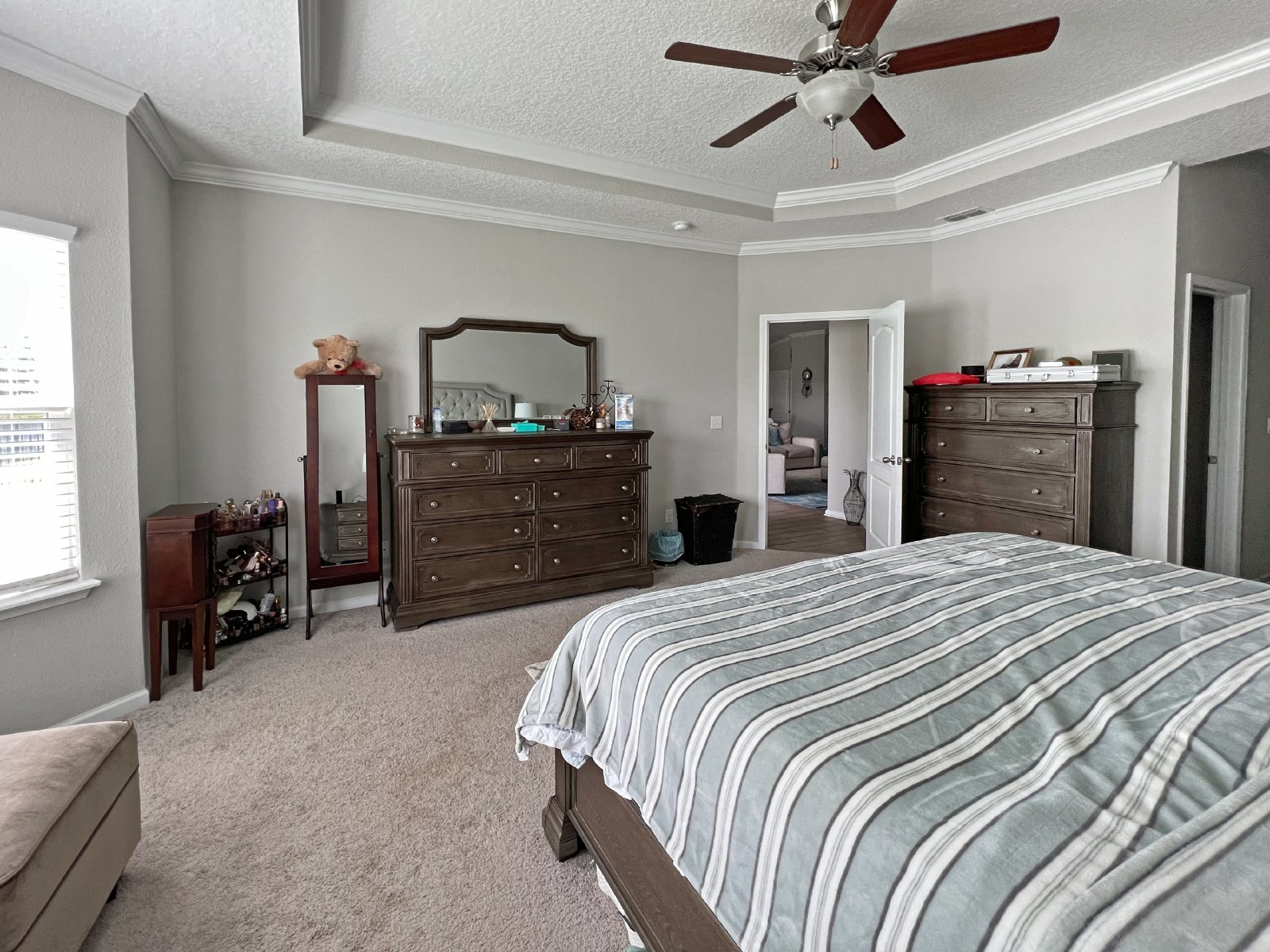 Beautiful 5 Bedroom 4 full Bath home Fenced yard - Gated Community property image
