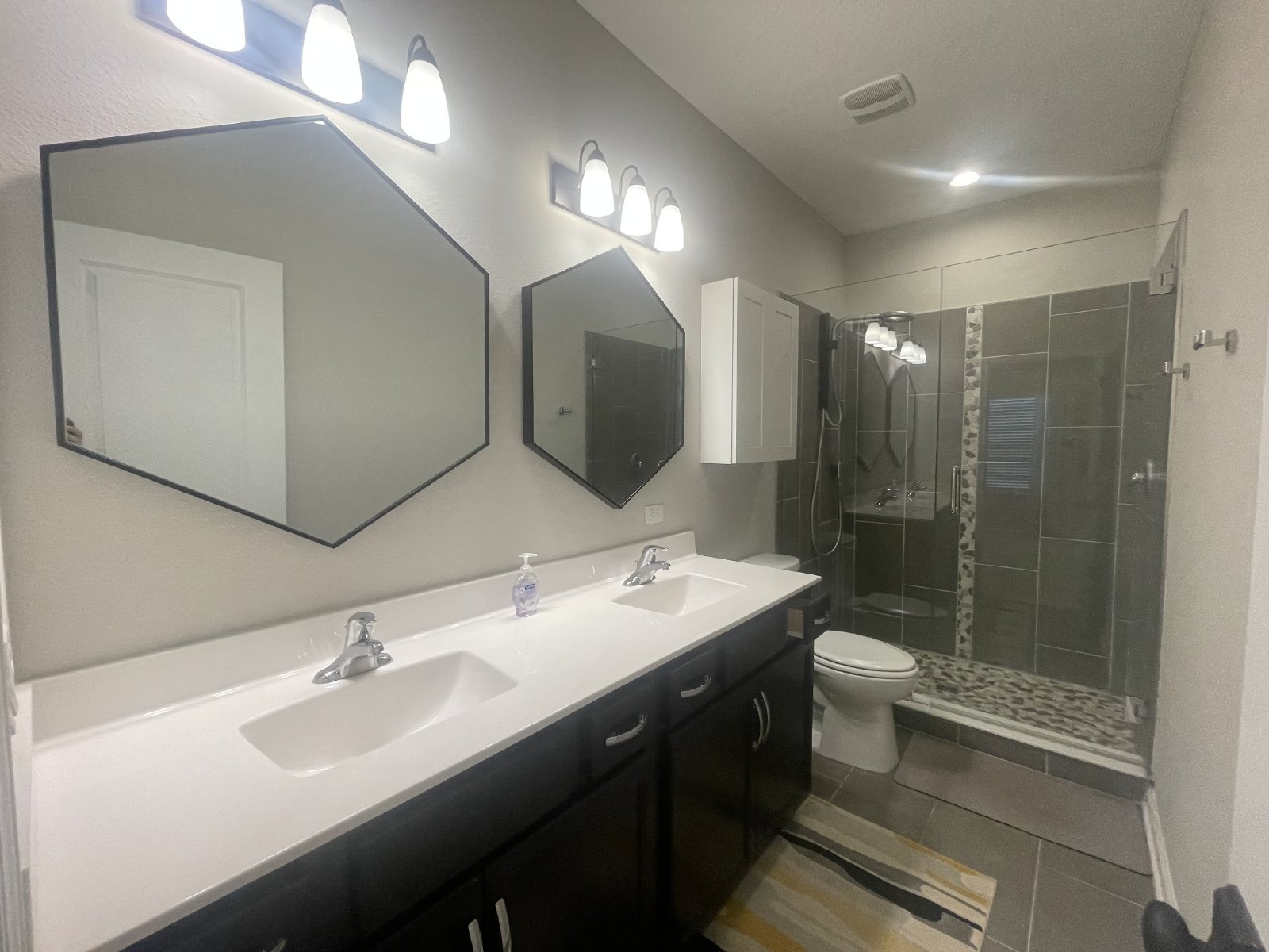 Newer Townhome in Growing Silverleaf Area! property image
