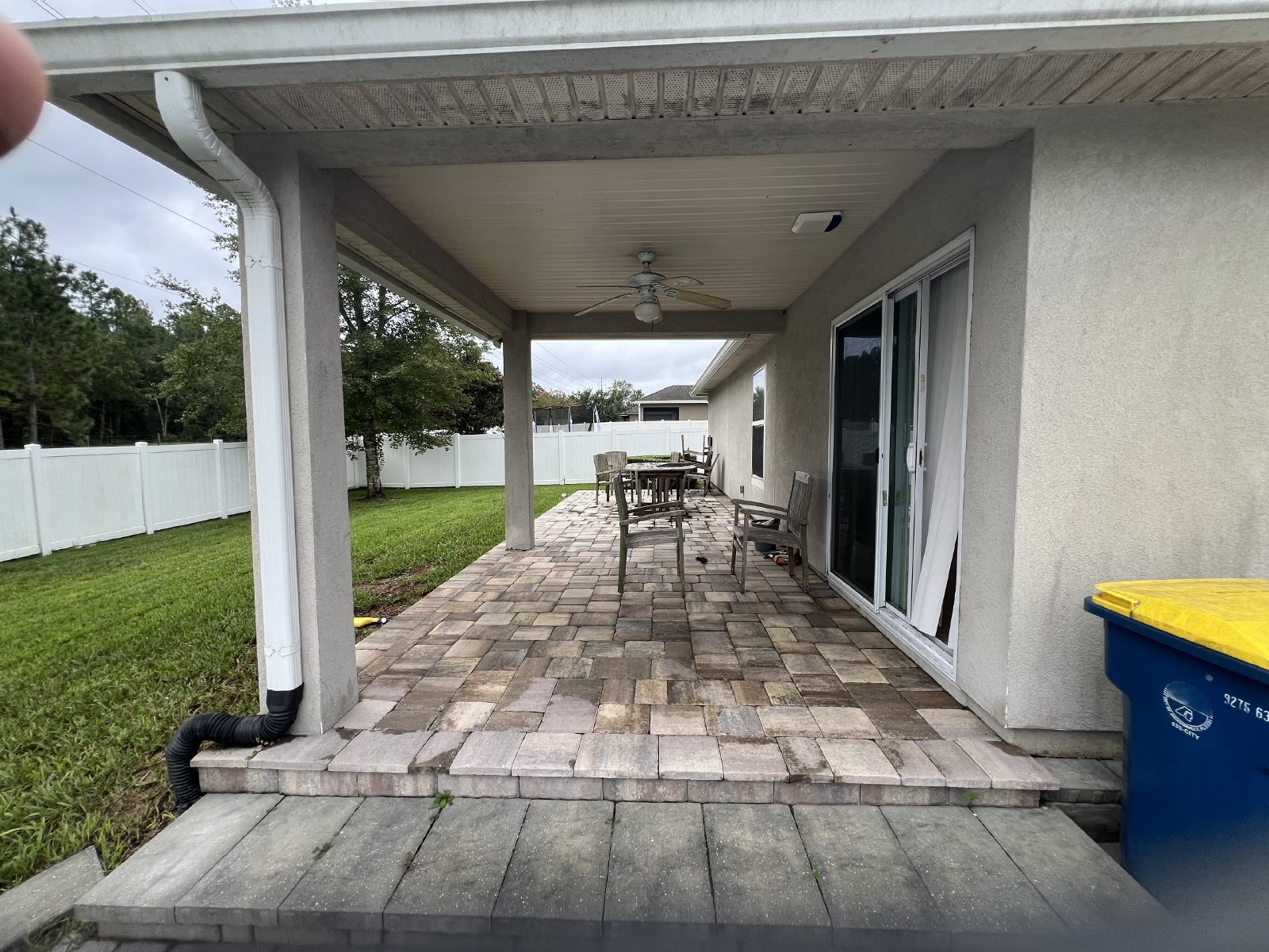 Great 3 bed 2 bath home in family friendly community property image