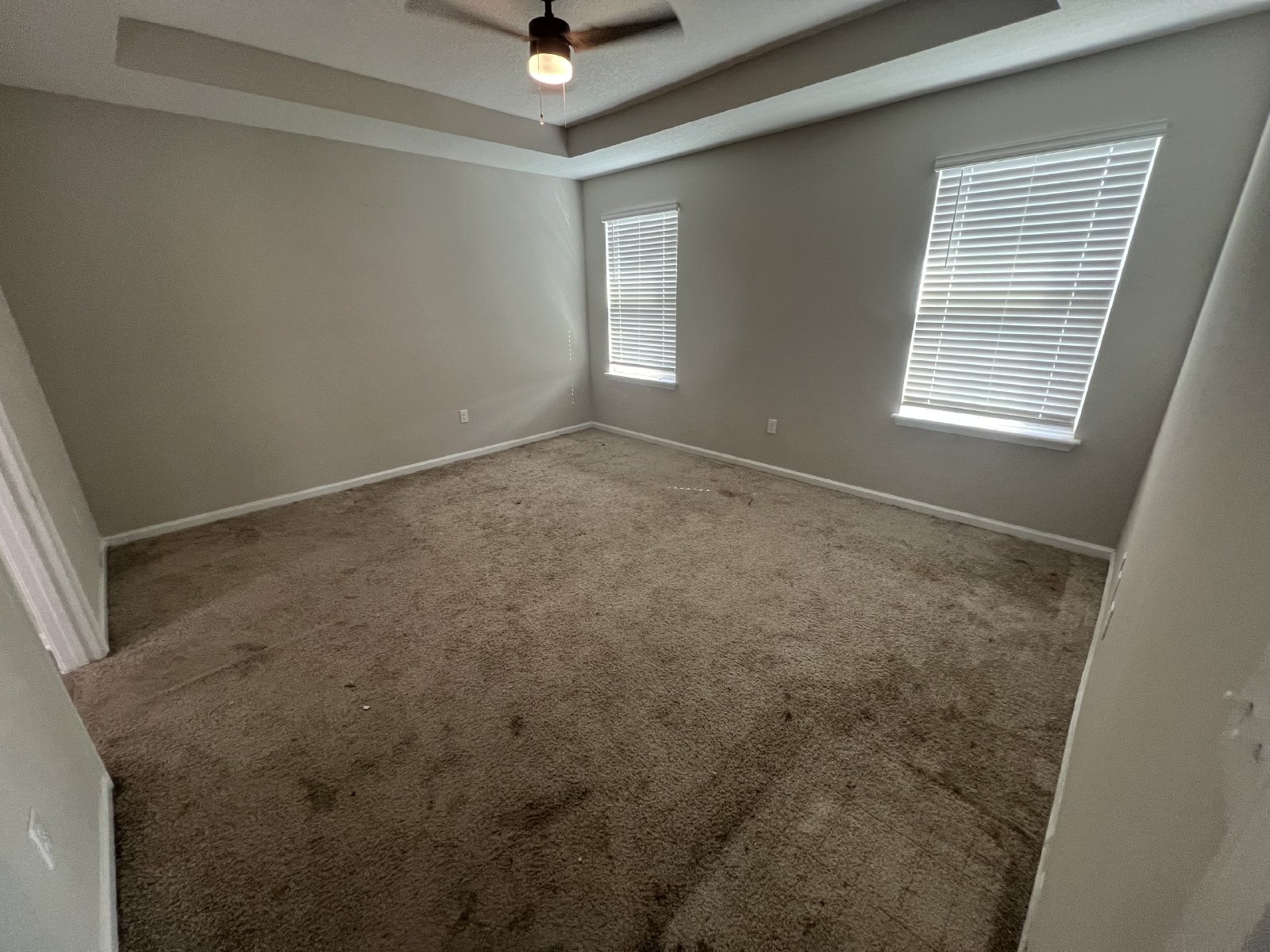 Great newer 3 bed/ 2 bath home in gated community property image