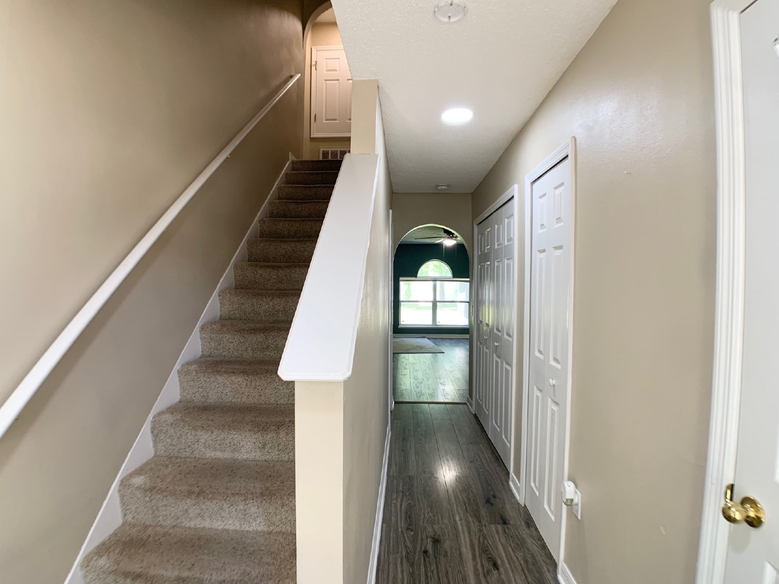 Spacious 4-Bedroom Rental in Prime Location Near Collins Rd & I-295! property image