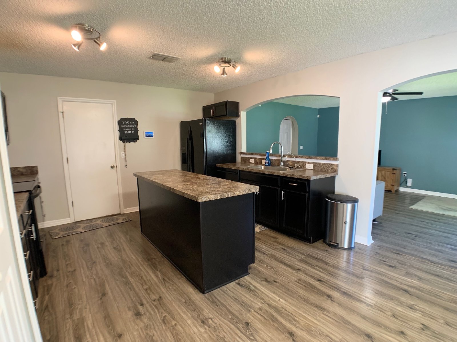 Spacious 4-Bedroom Rental in Prime Location Near Collins Rd & I-295! property image