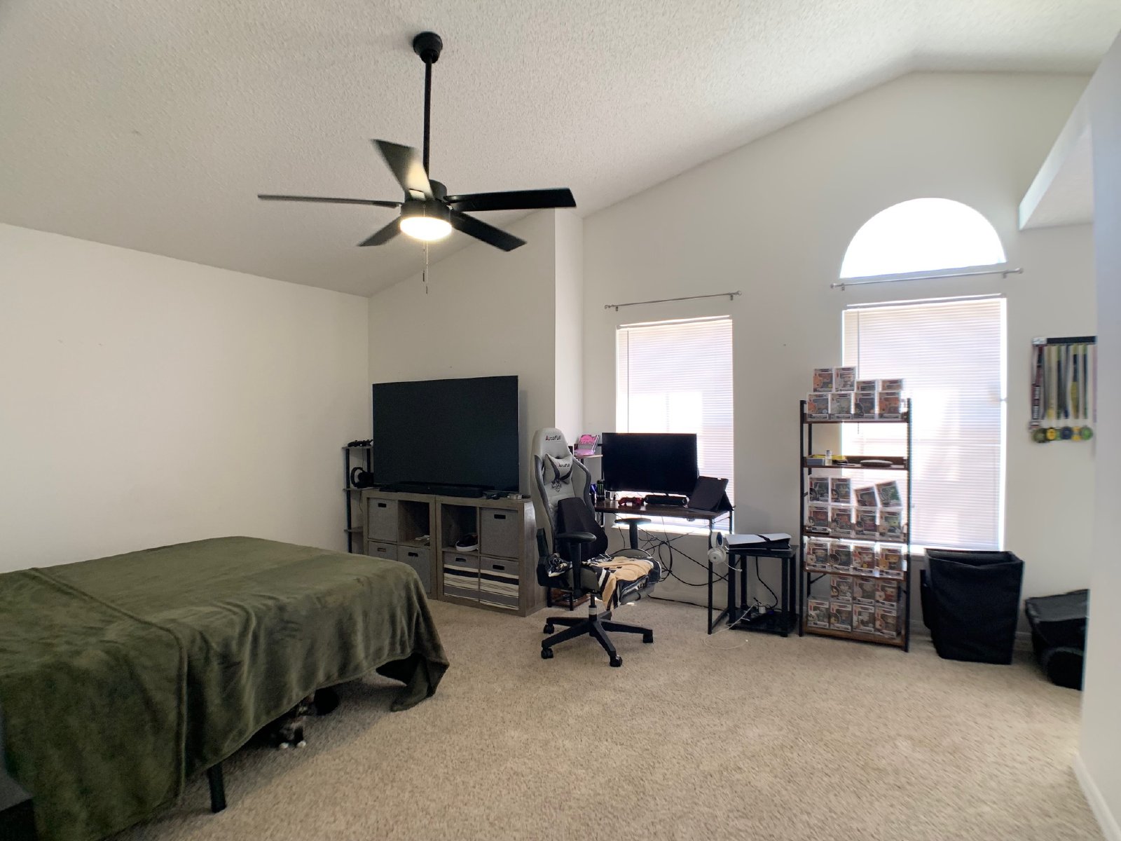 Spacious 4-Bedroom Rental in Prime Location Near Collins Rd & I-295! property image
