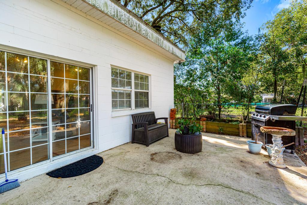 Spacious 3-Bedroom Home in a Prime Near Downtown Jacksonville Location! property image