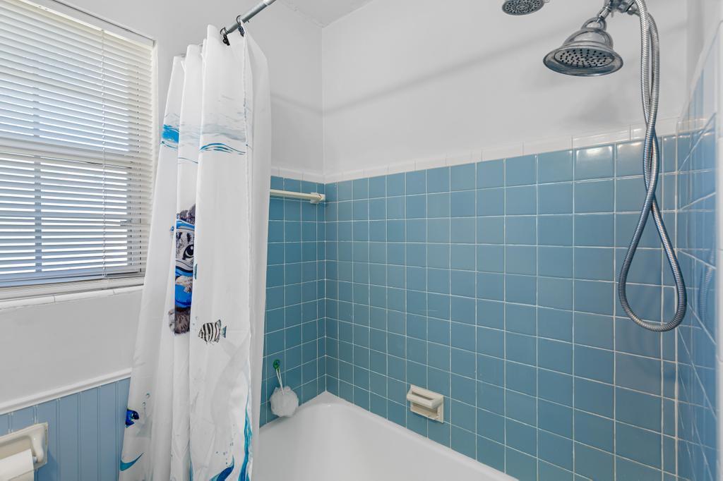 Spacious 3-Bedroom Home in a Prime Near Downtown Jacksonville Location! property image