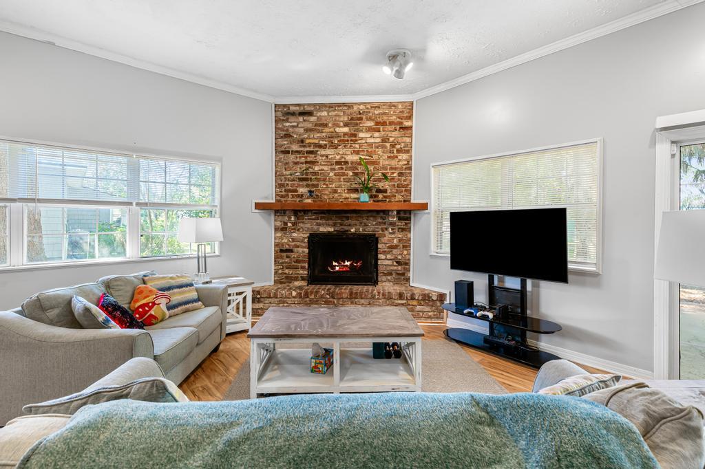 Spacious 3-Bedroom Home in a Prime Near Downtown Jacksonville Location! property image