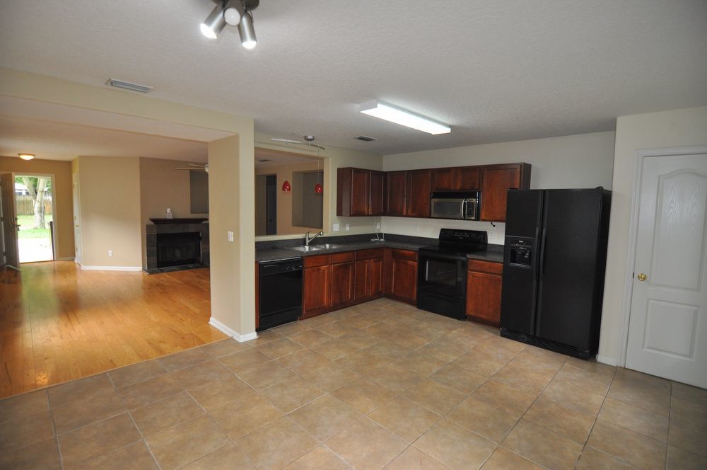 AMAZING 3/2 with FANTASTIC Upgrades! property image