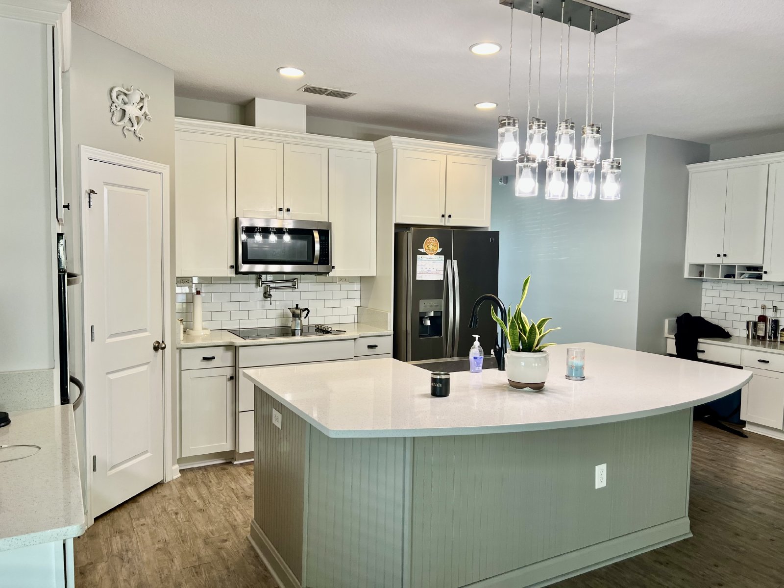 Luxury 4 bed/3 bath Pool Home for Rent – Space, Style & Location! property image