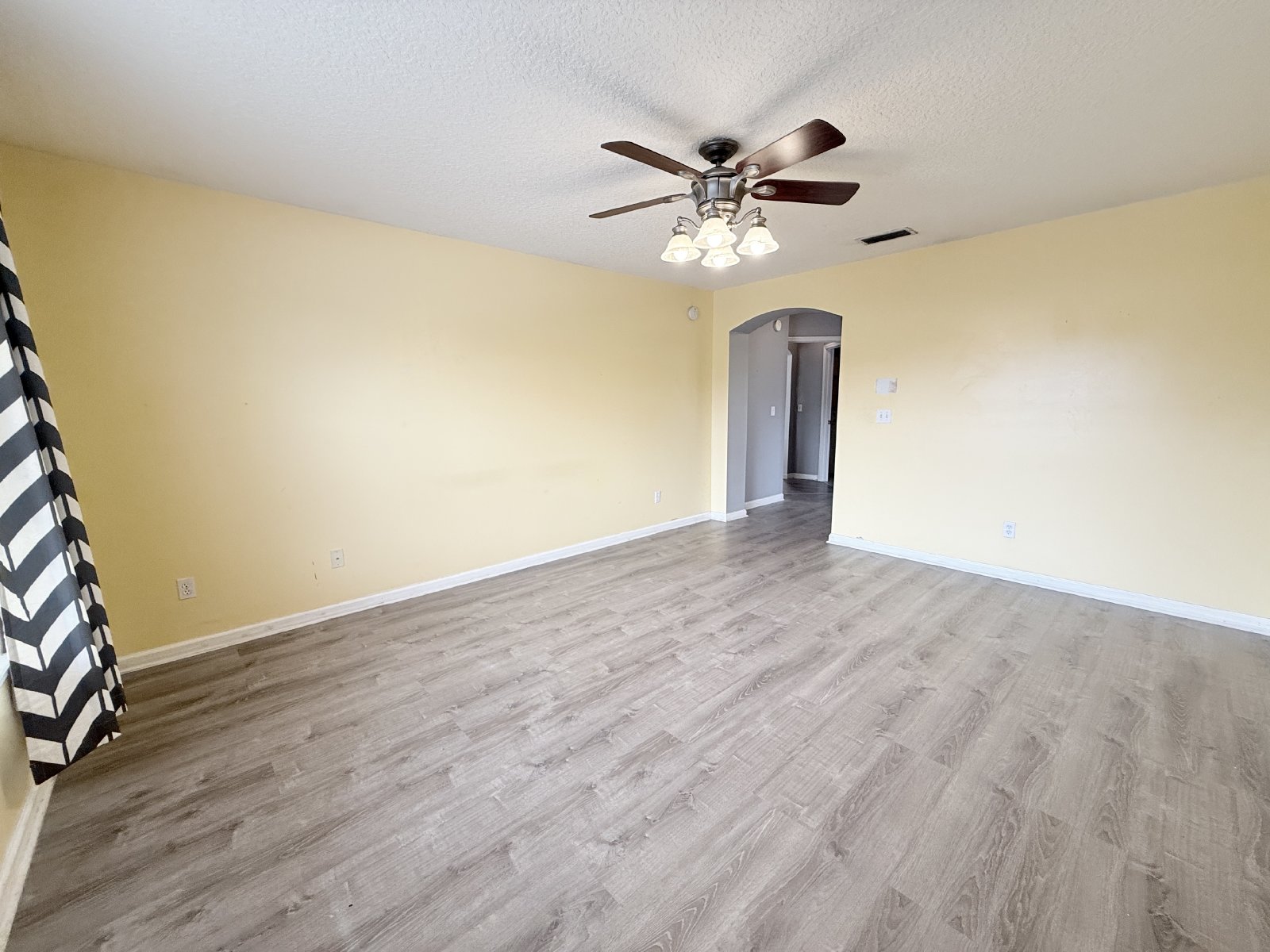 Spacious Home on Cul-De-Sac property image