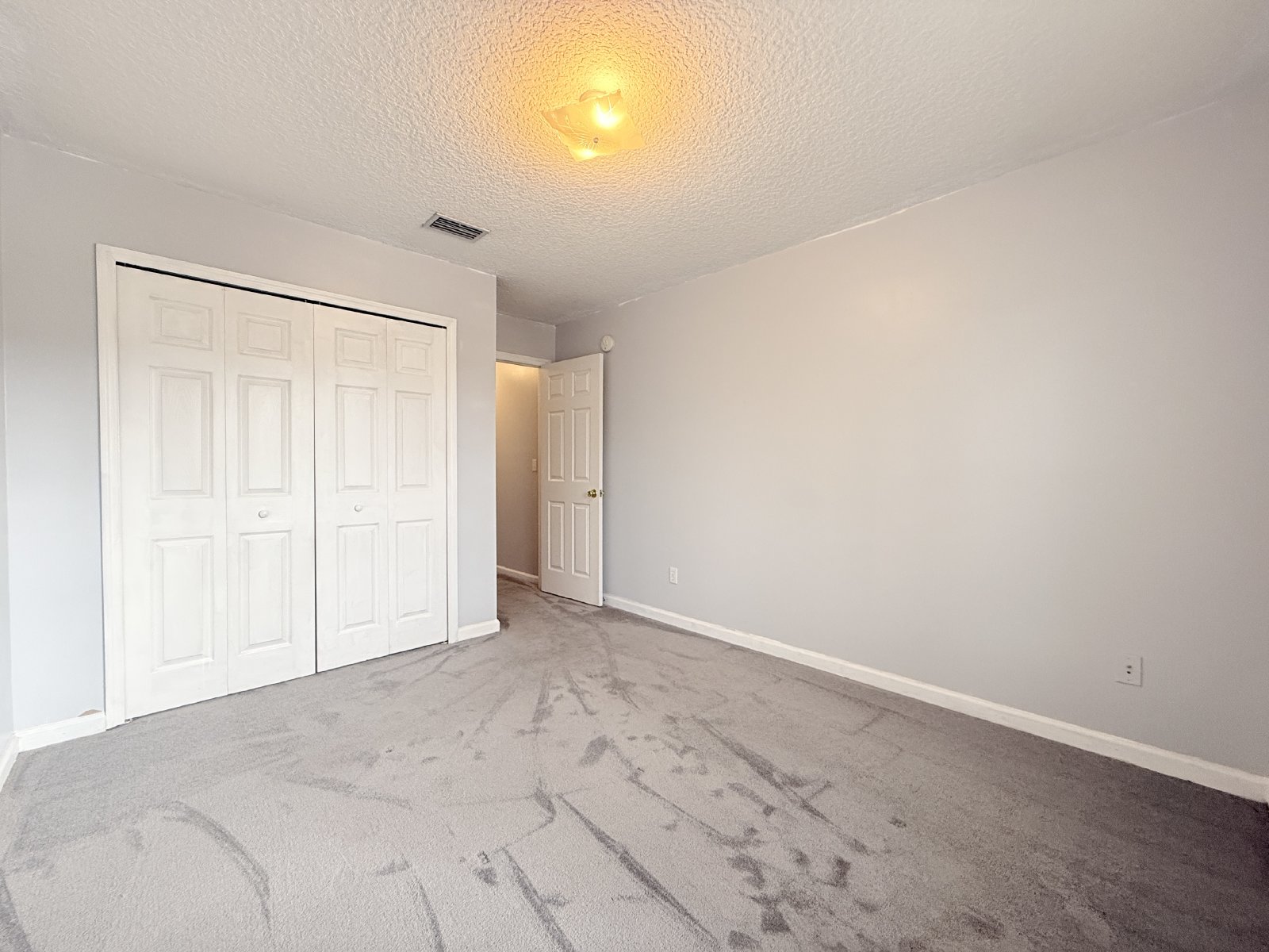 Spacious Home on Cul-De-Sac property image