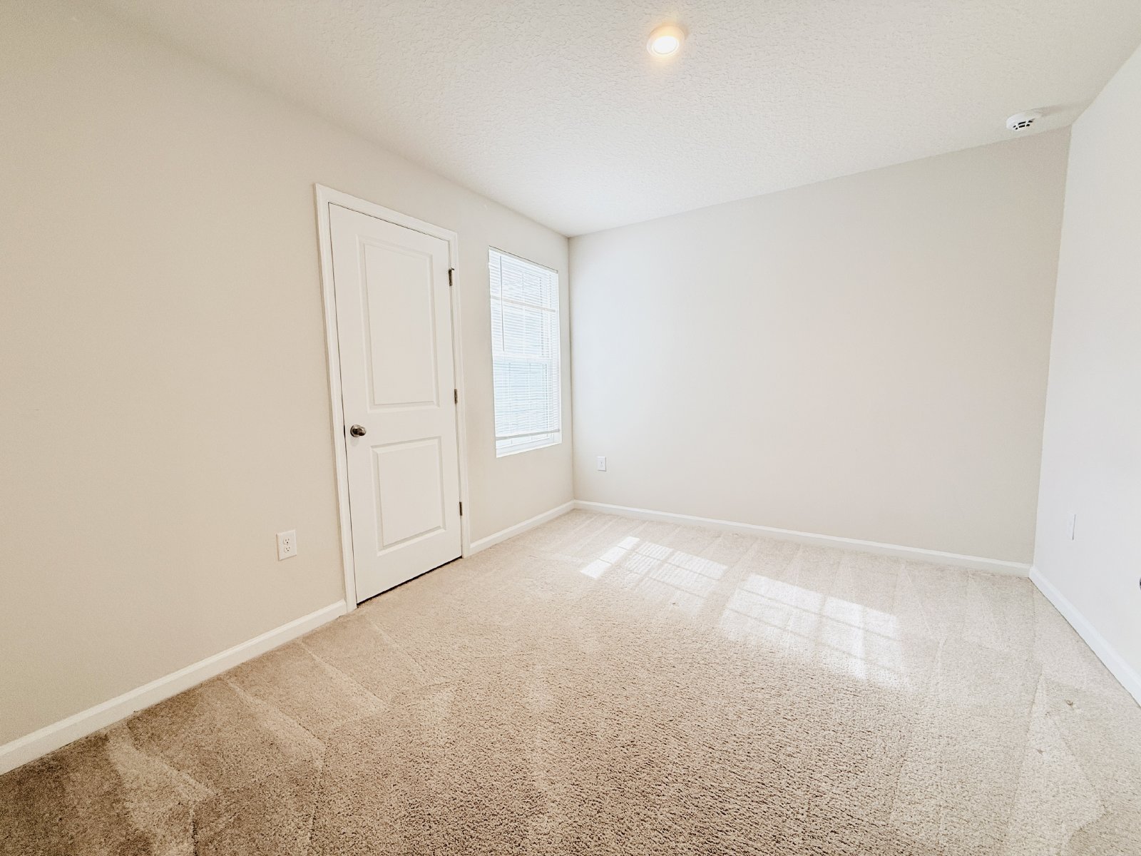 Nearly Brand New Townhome property image