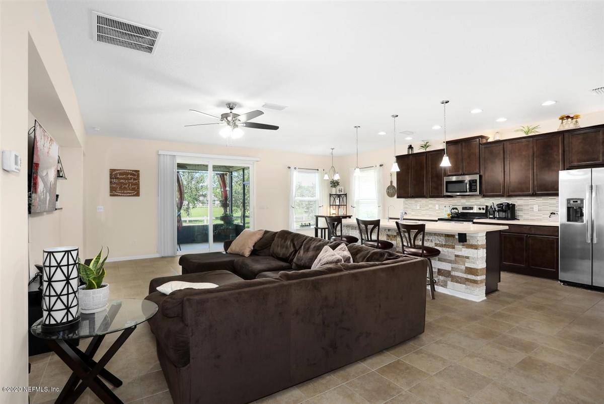 Like new Fernandina Beach 3 bed 2 bath home property image