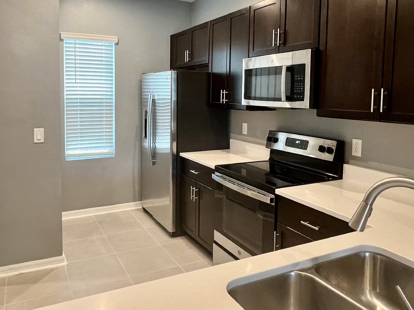 Newer 2 Bed | 2.5 Bath Condo – Perfect for Roommates! property image