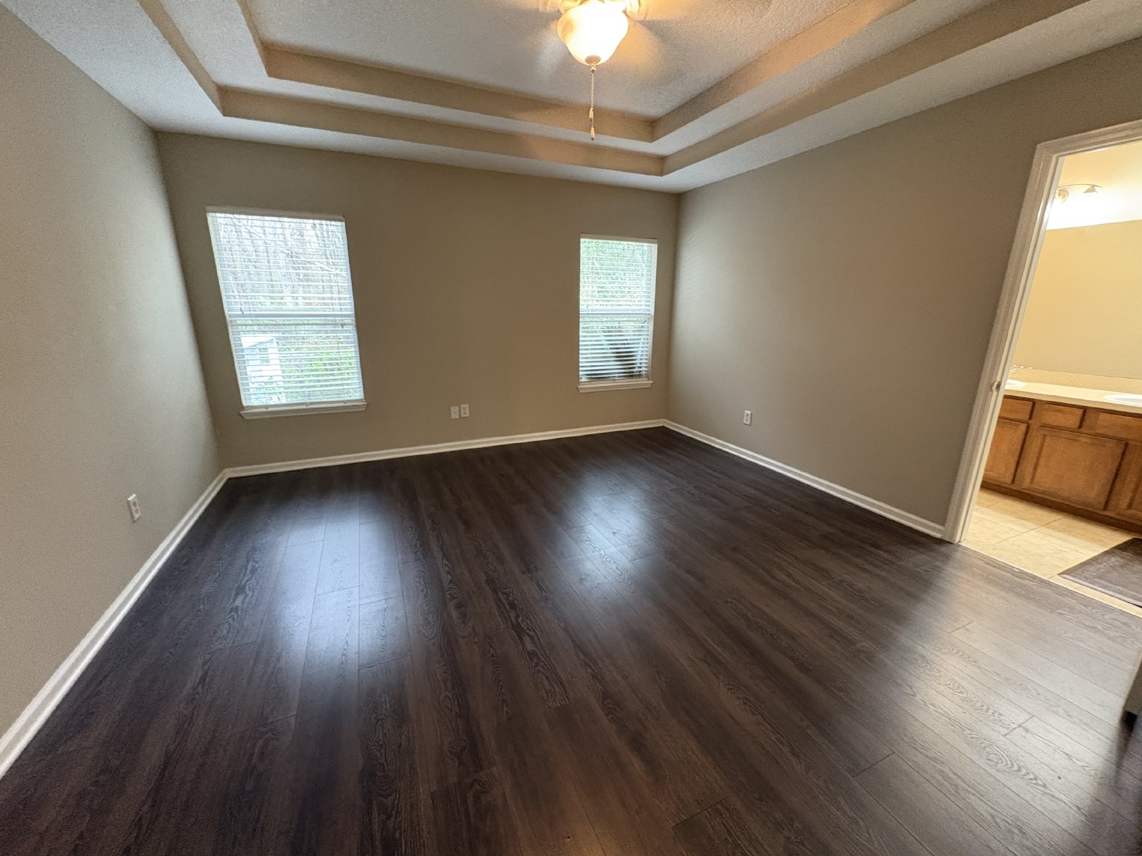 Spacious 3-Bedroom Rental with Screened Patio & Deck in Prime Location property image