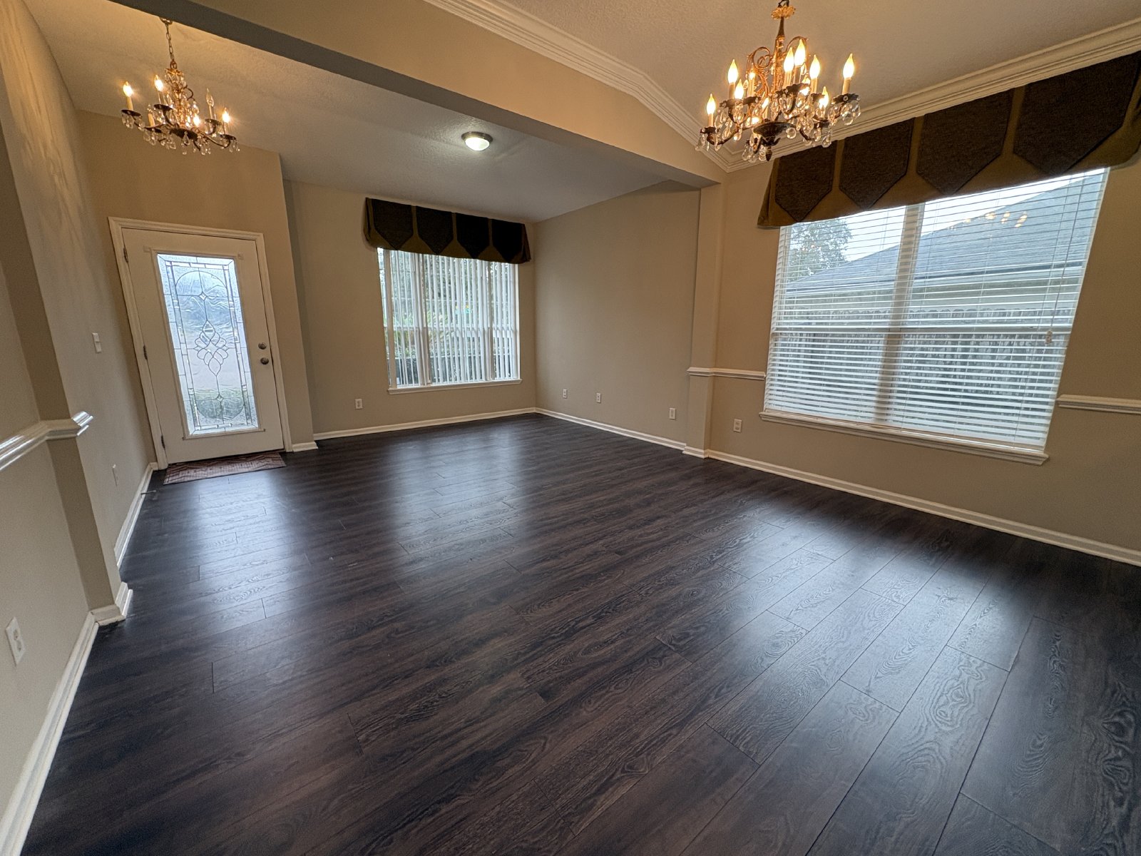 Spacious 3-Bedroom Rental with Screened Patio & Deck in Prime Location property image