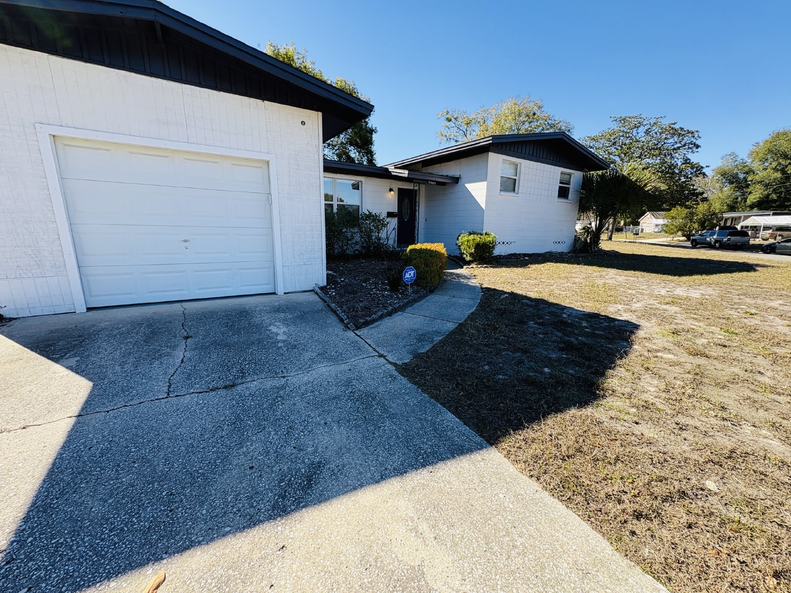 Bright & Updated Home with Spacious Yard and Modern Finishes property image