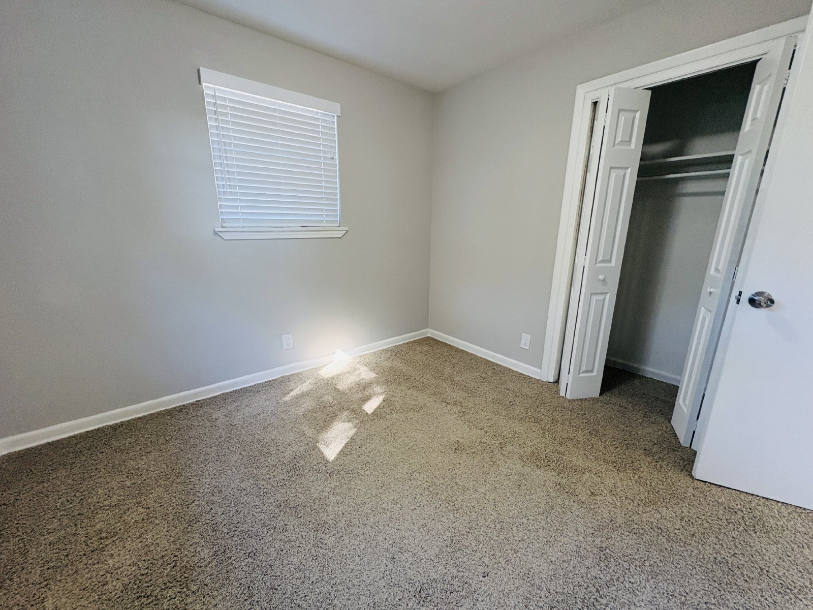 Bright & Updated Home with Spacious Yard and Modern Finishes property image