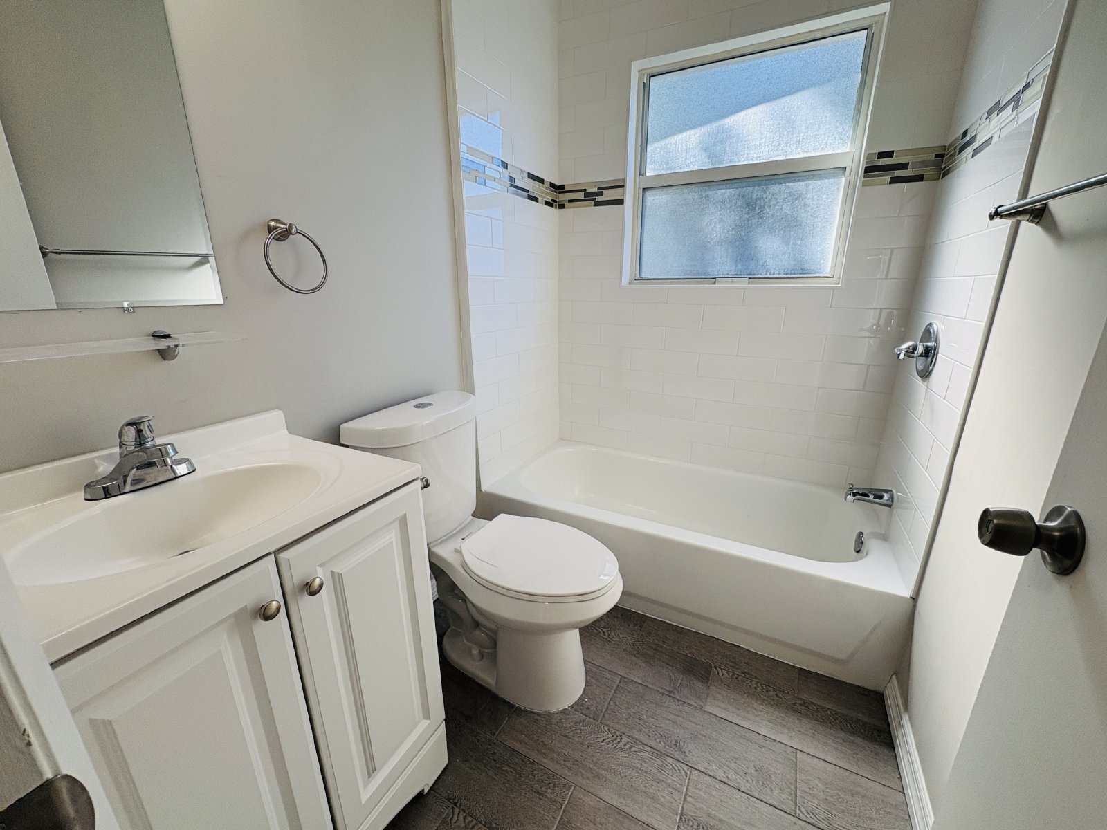 Bright & Updated Home with Spacious Yard and Modern Finishes property image