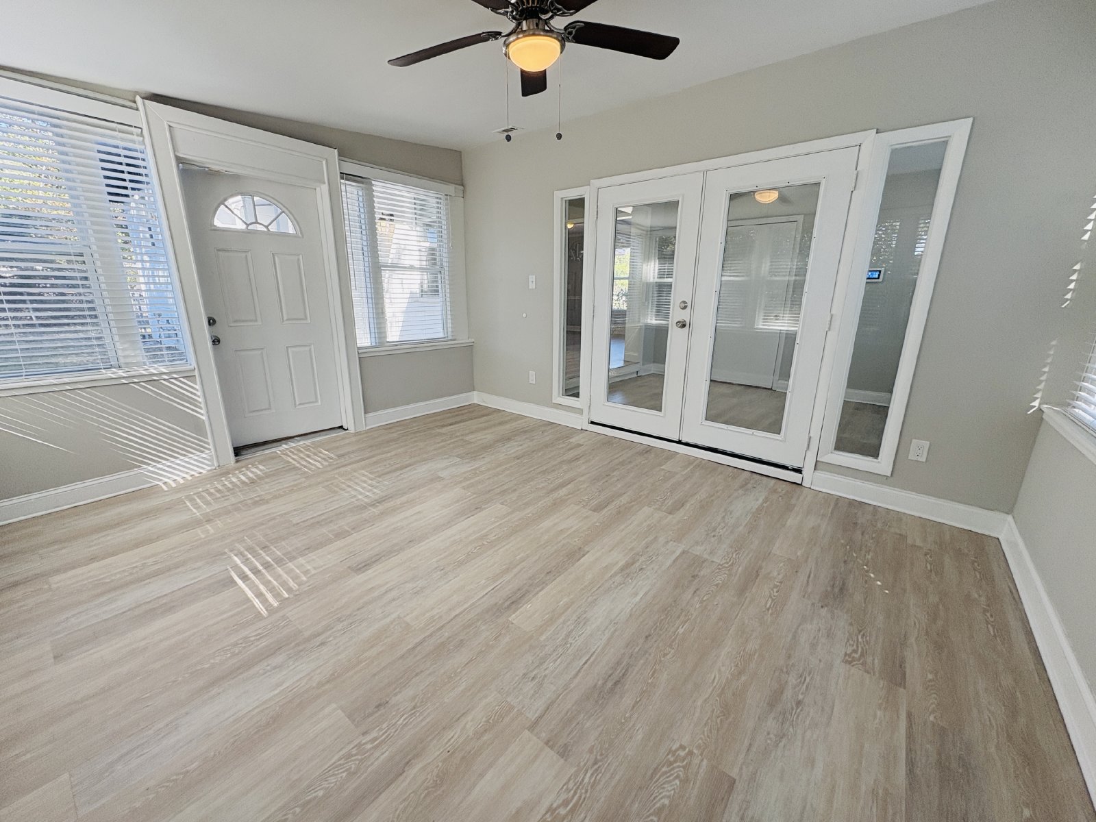 Bright & Updated Home with Spacious Yard and Modern Finishes property image