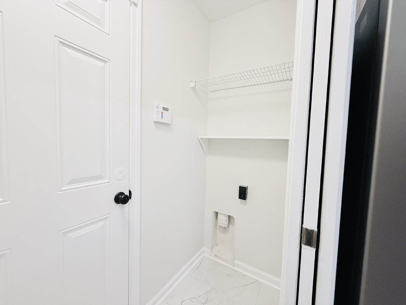 Updated Home with Open Layout, Modern Kitchen & Large Fenced Yard property image