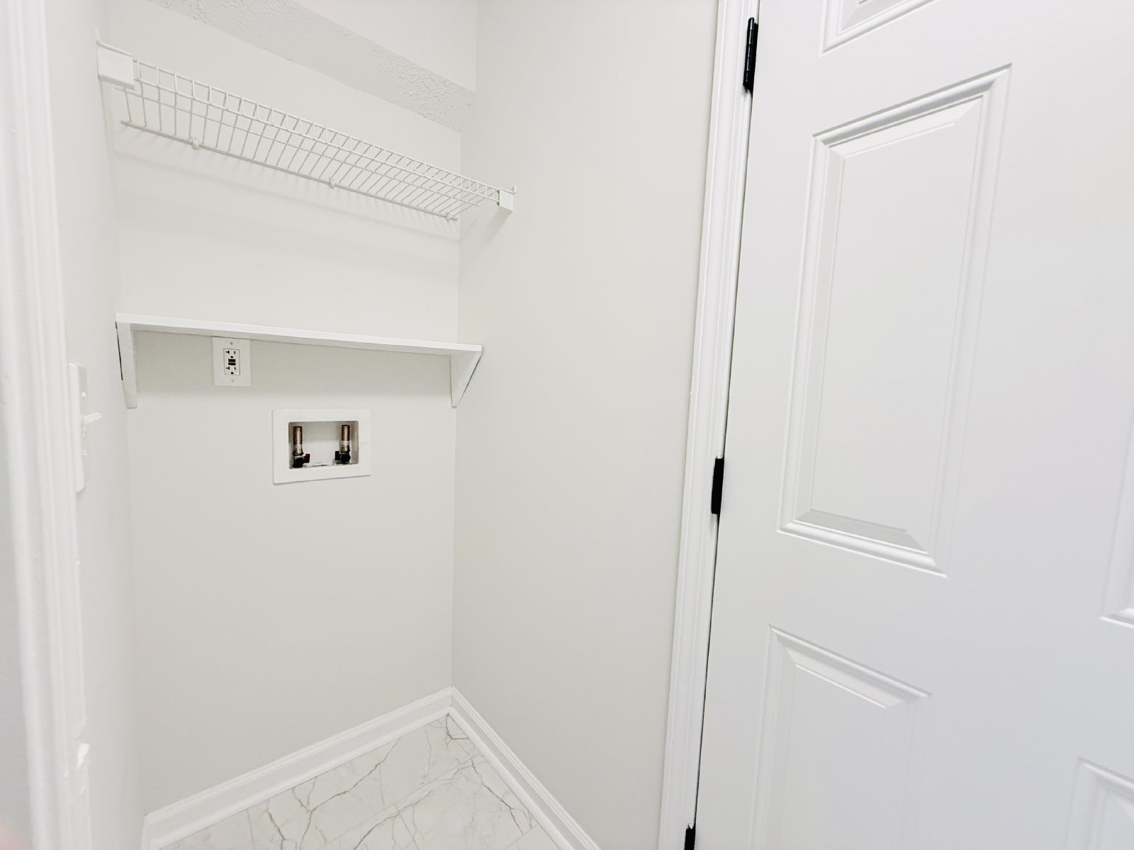 Updated Home with Open Layout, Modern Kitchen & Large Fenced Yard property image