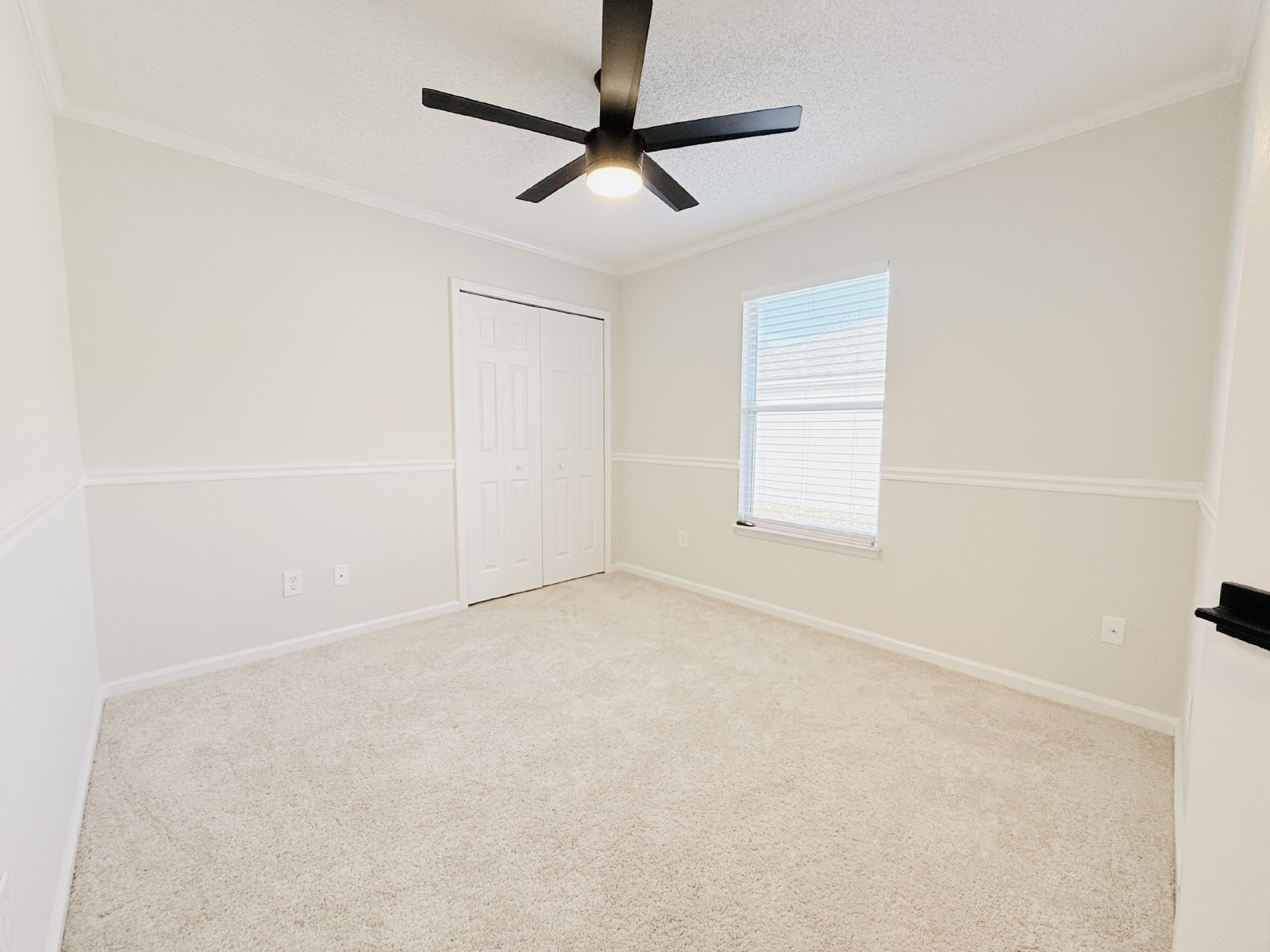 Updated Home with Open Layout, Modern Kitchen & Large Fenced Yard property image