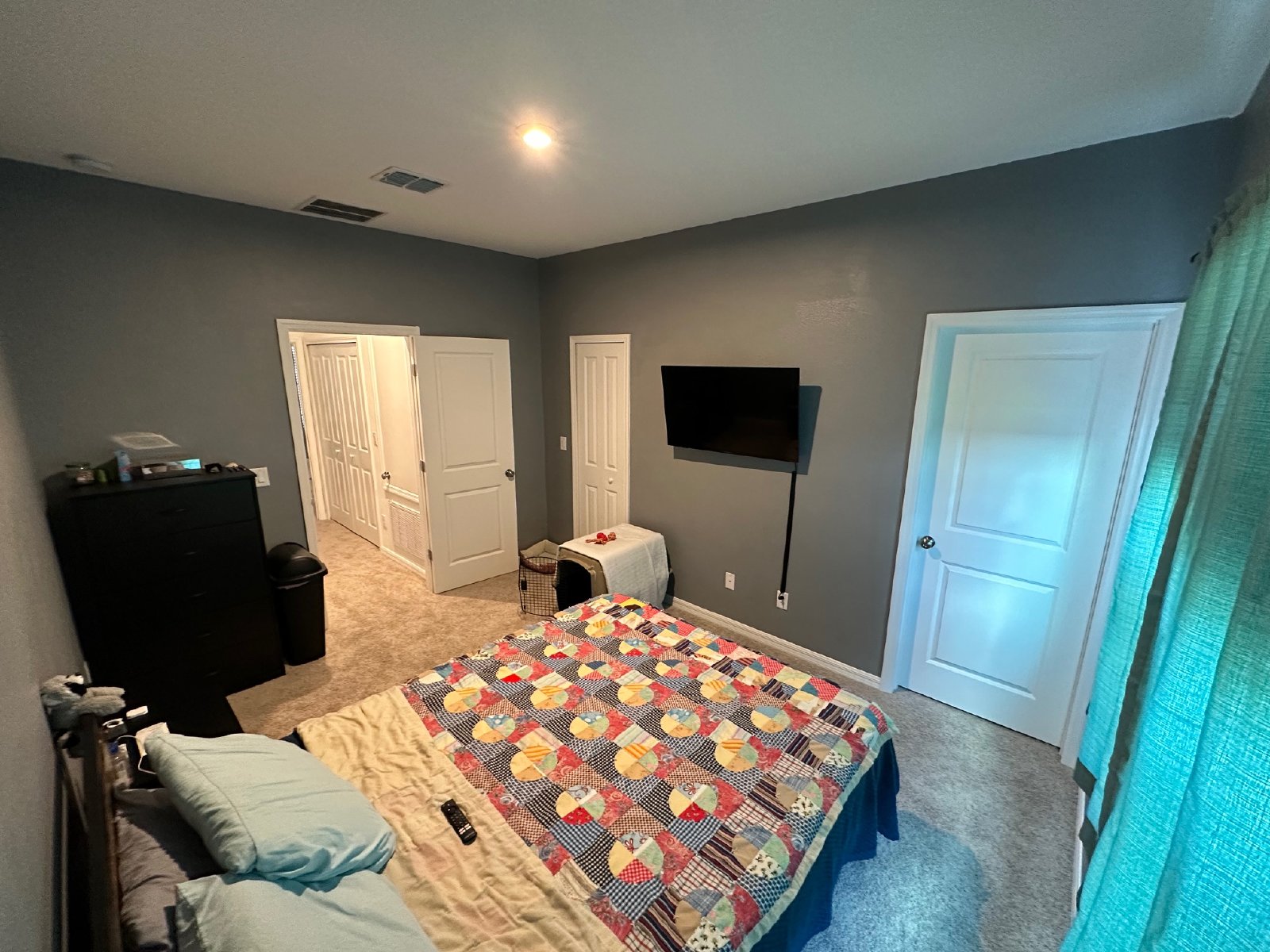 Newer 2 Bed | 2.5 Bath Condo – Perfect for Roommates! property image