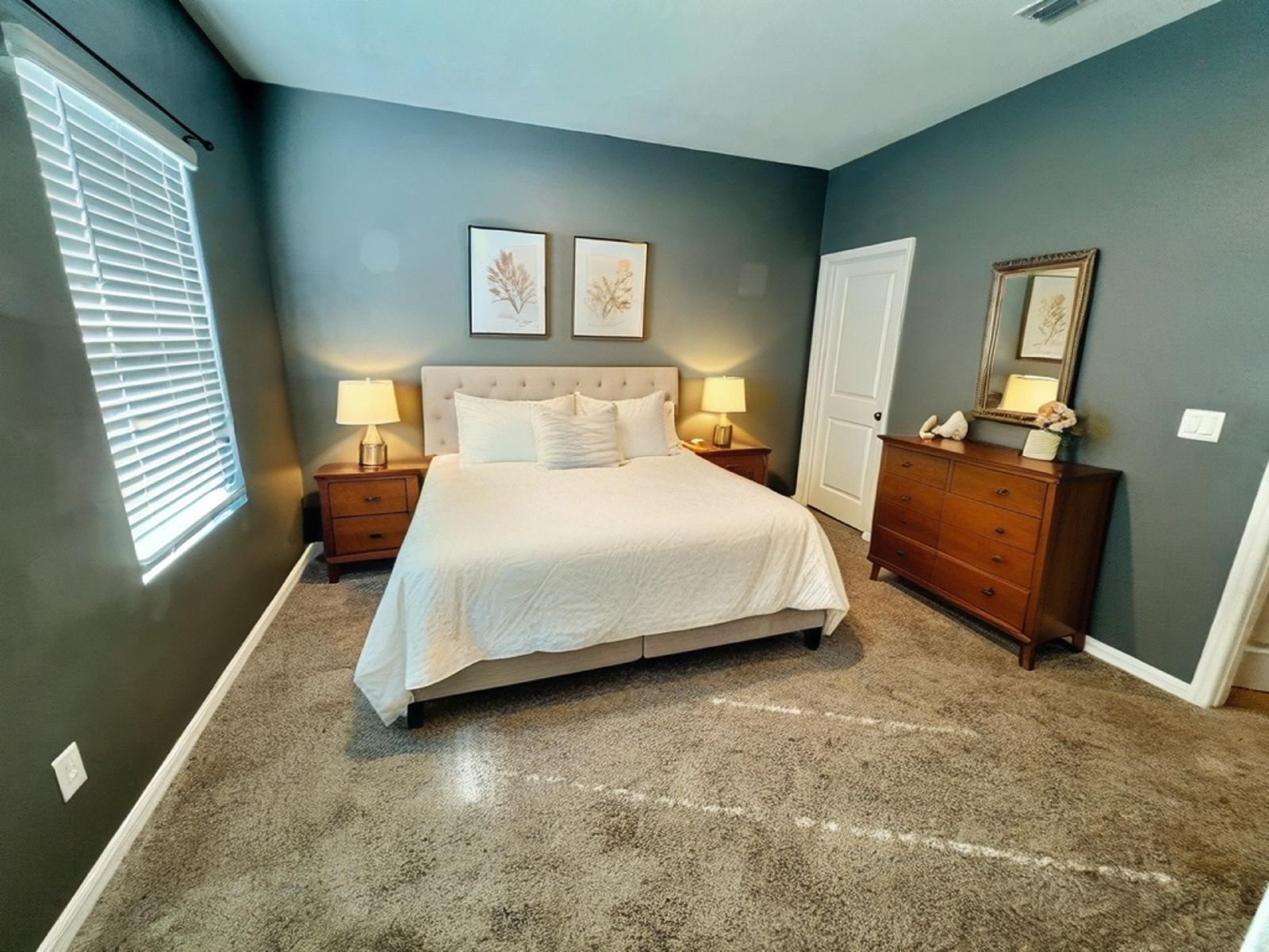 Newer 2 Bed | 2.5 Bath Condo – Perfect for Roommates! property image