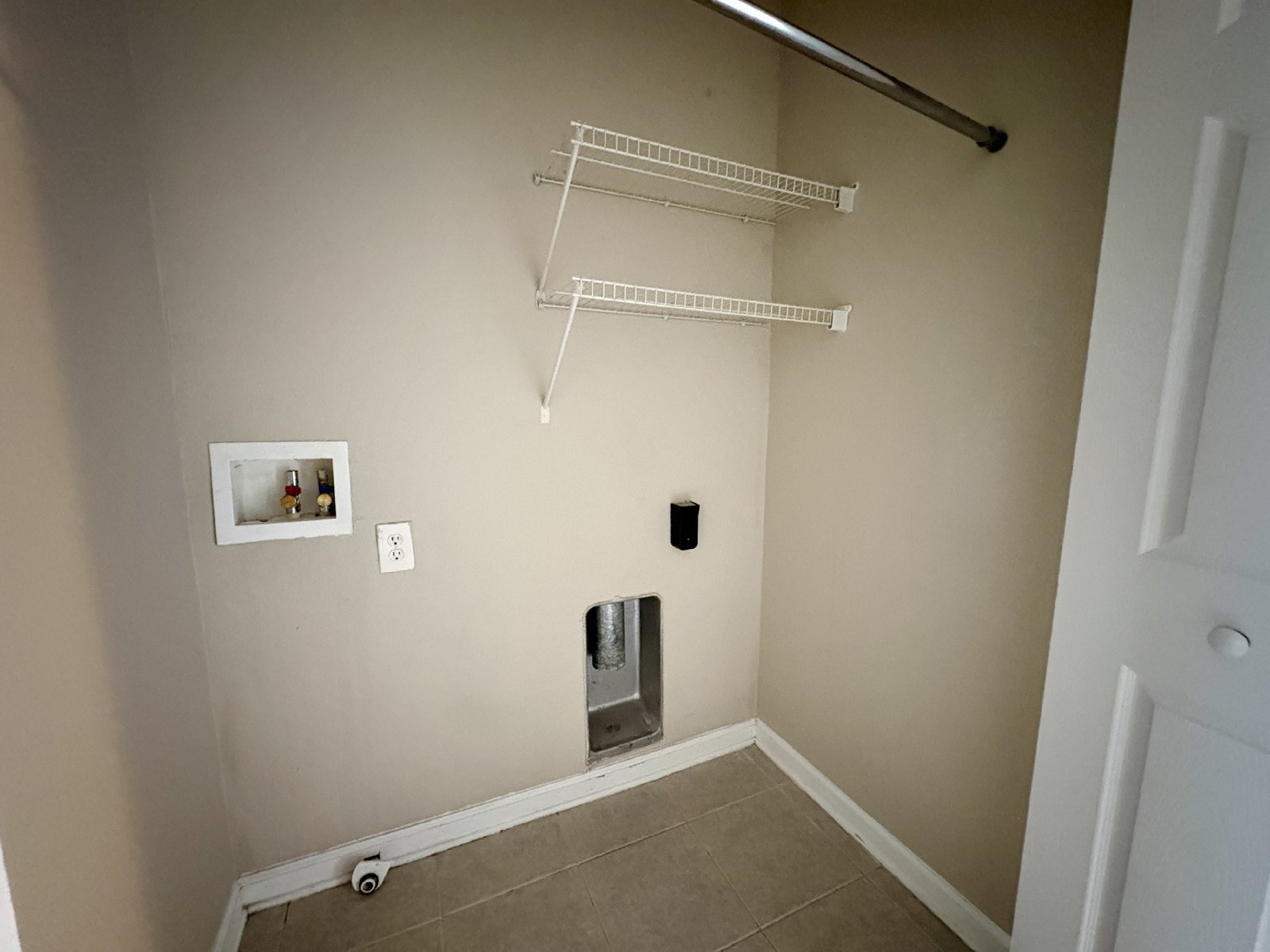 Townhome in Desirable gated Wolf Creek Community! property image