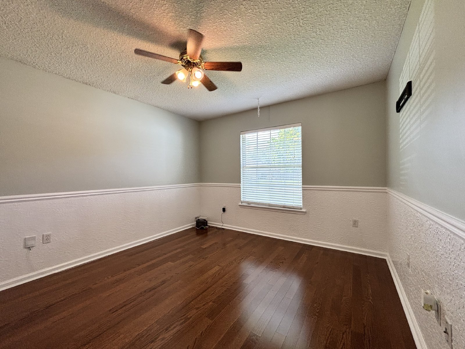 3 Bedroom, 2 Bathroom with Flex Space in Middleburg property image