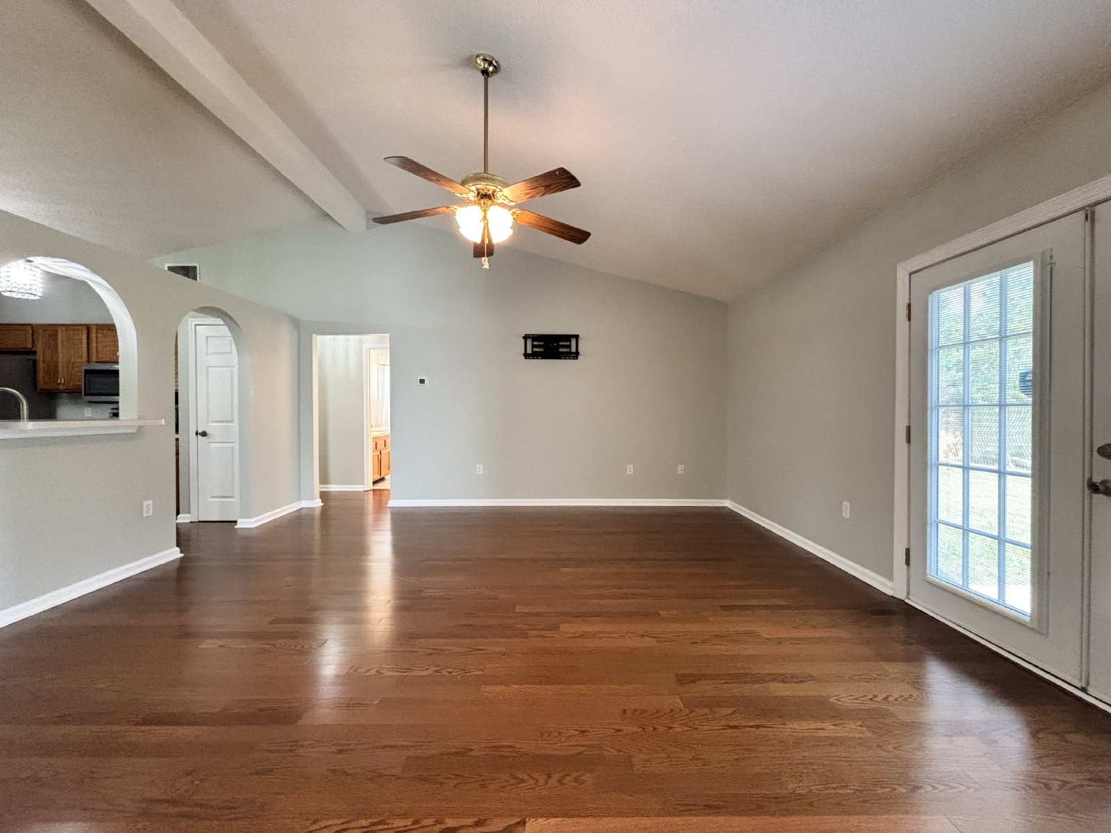 3 Bedroom, 2 Bathroom with Flex Space in Middleburg property image