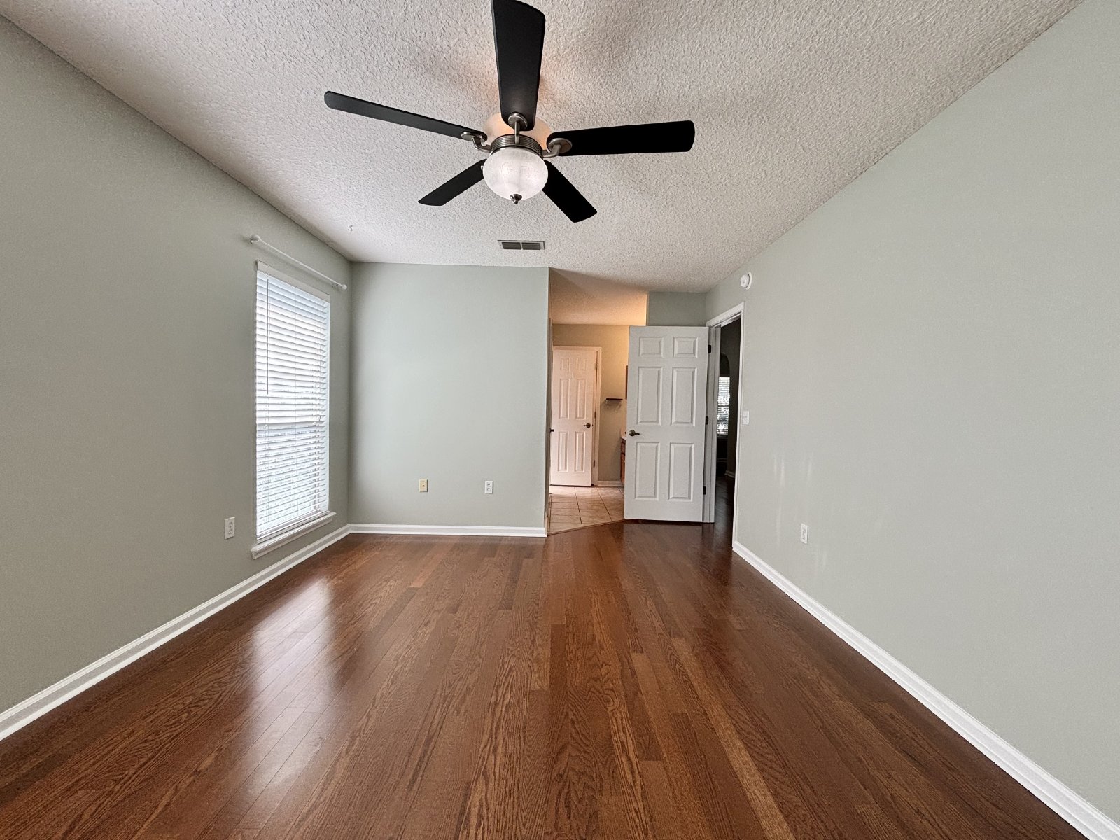 3 Bedroom, 2 Bathroom with Flex Space in Middleburg property image