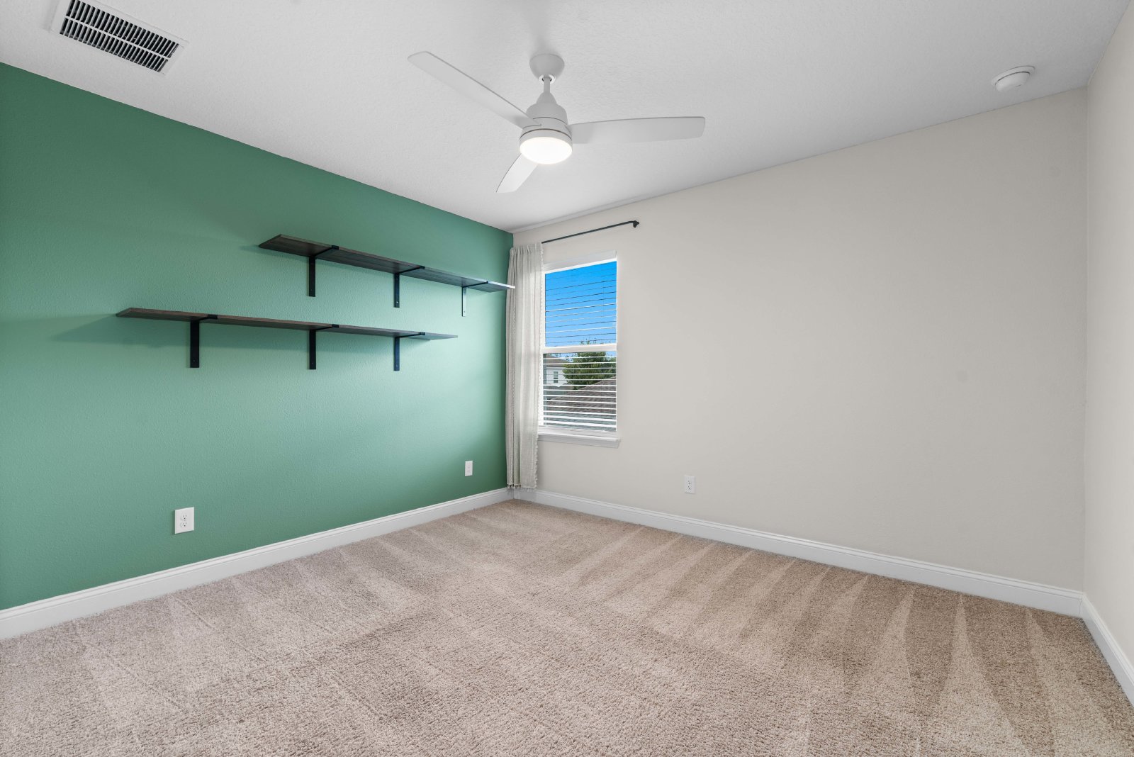Large Home in Growing Community of SIlverleaf! property image