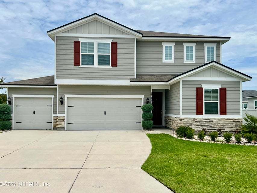 Spacious 5-Bedroom Home with Fenced Backyard – Built in 2022! property image