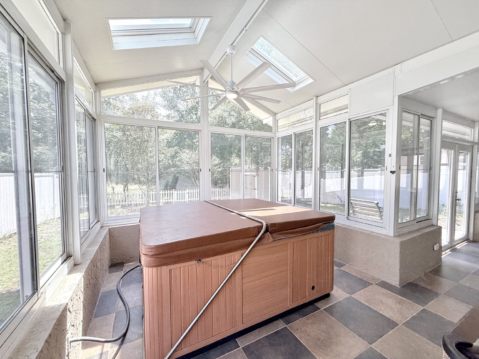 Spacious Two-Story Home with Hot Tub, Pool Table & Fenced Yard in Panther Creek property image