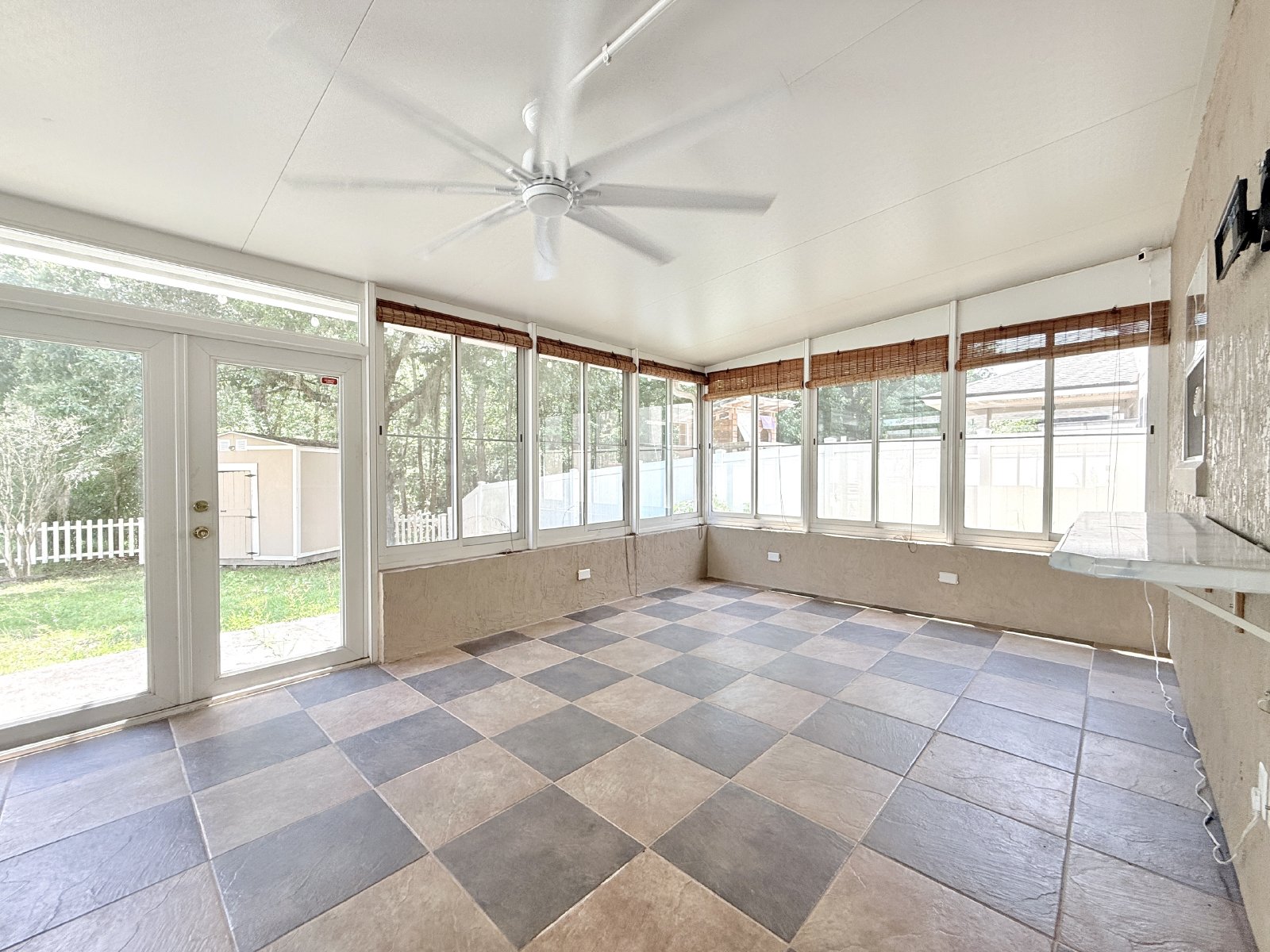 Spacious Two-Story Home with Hot Tub, Pool Table & Fenced Yard in Panther Creek property image